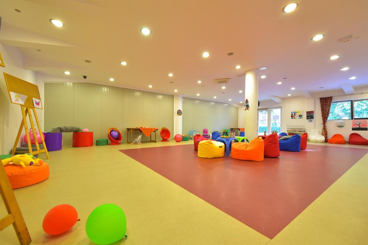Complex Mediteranean Mamaia Kültér fotó